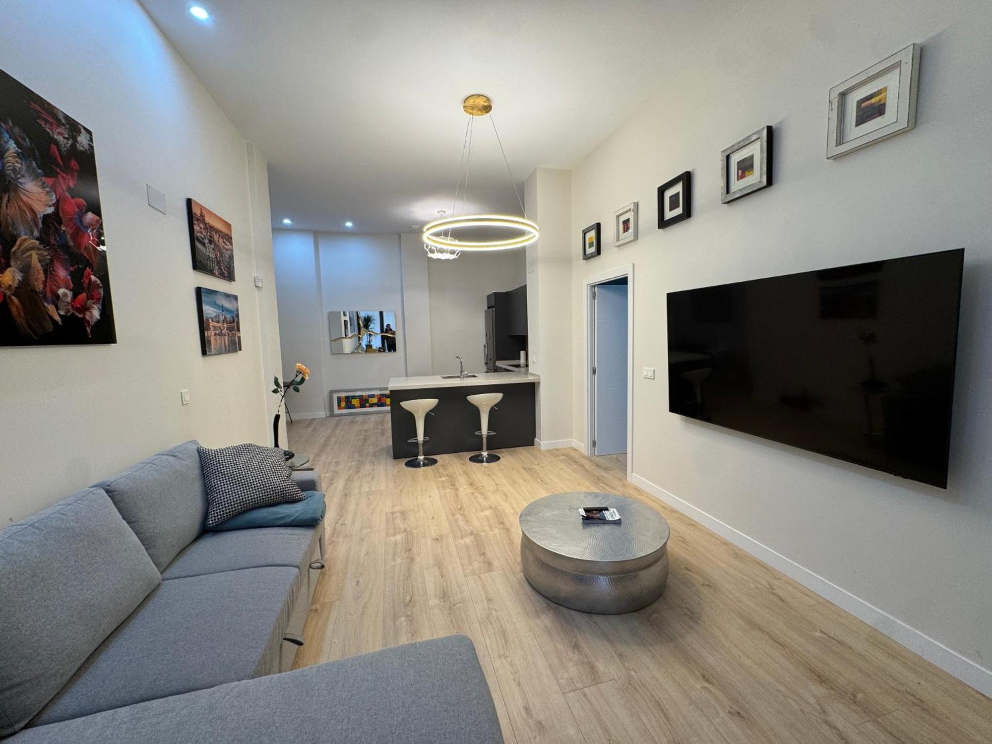 Luxury Suite Wifi Ac Servicios En La Puerta مدريد المظهر الخارجي الصورة