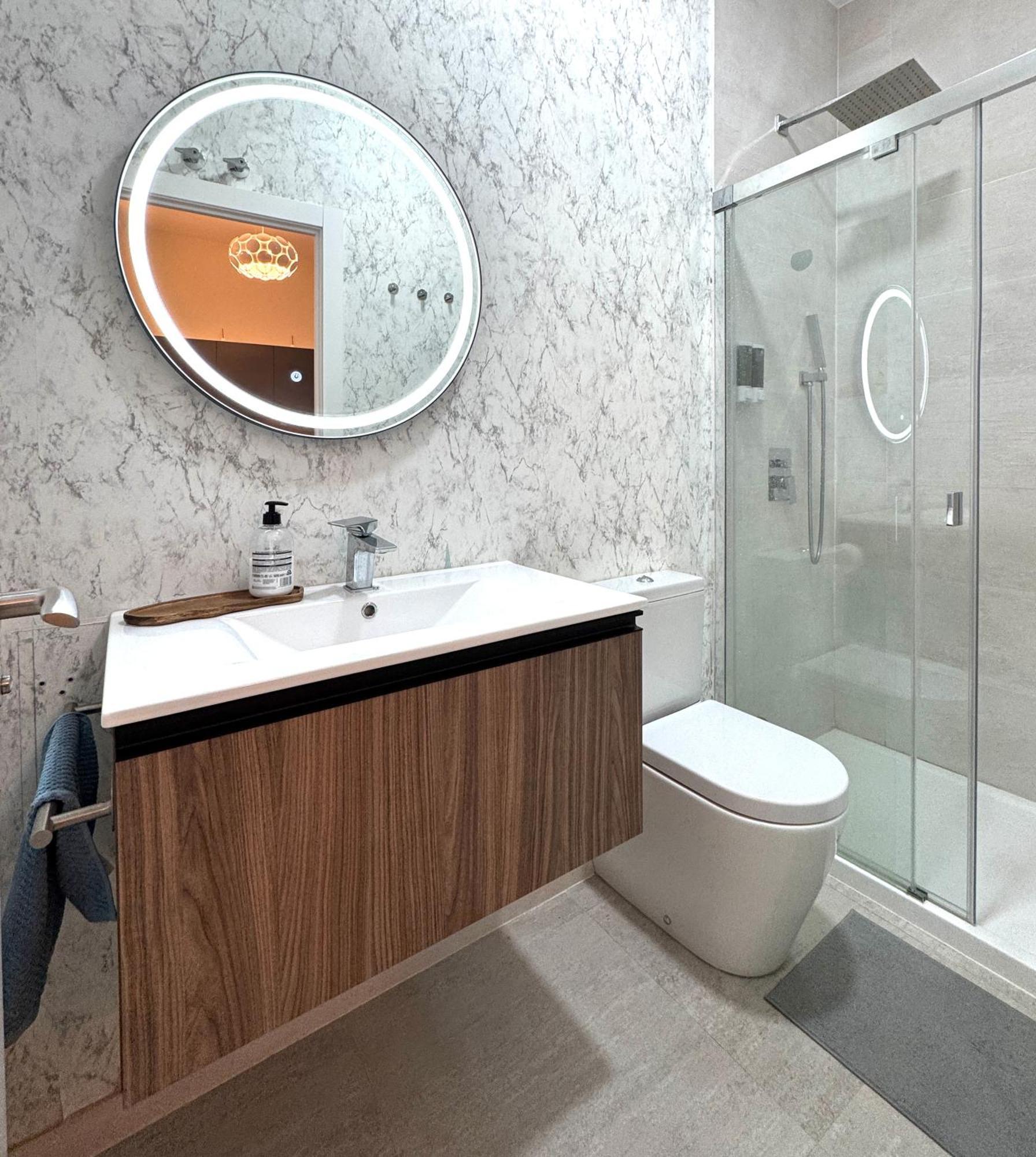 Luxury Suite Wifi Ac Servicios En La Puerta مدريد المظهر الخارجي الصورة
